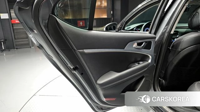 Genesis G70 id 4384965 из Кореи 17