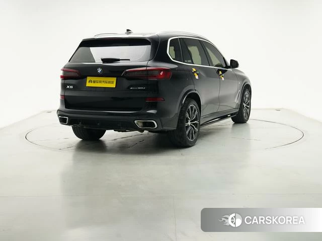 BMW X5 id 4300924 из Китая 17