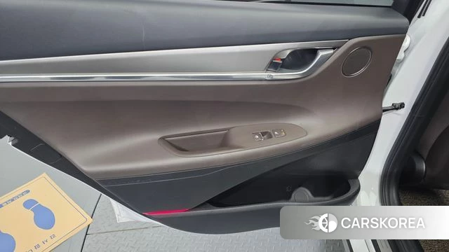Hyundai The New Grandeur IG id 4293559 из Кореи 17