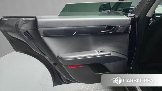 Hyundai Grandeur (GN7) id 4201487 из Кореи 17