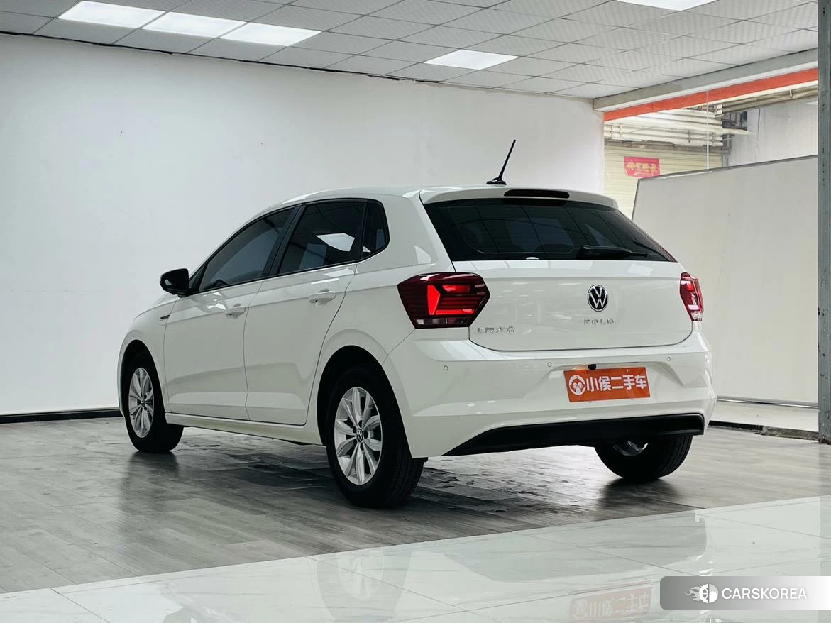 Volkswagen Polo id 4452402 из Китая 17