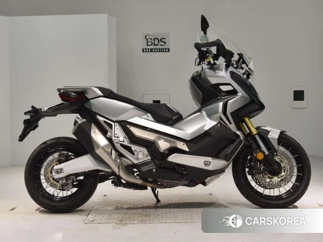 Проданный Honda X-ADV 750 2017 из Японии, фото 2
