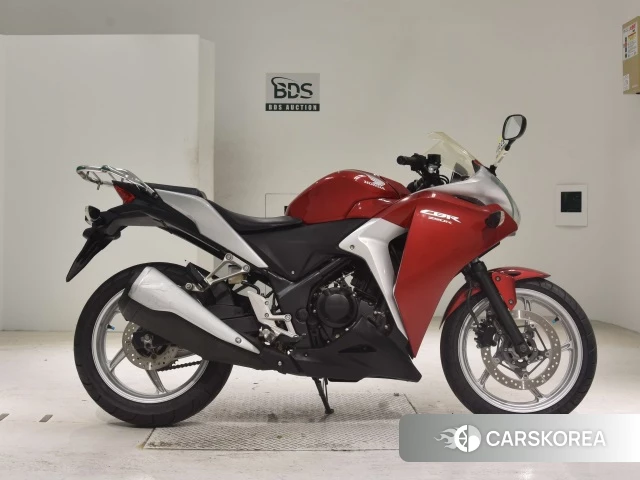 Проданный Honda CBR250R 2011 из Японии