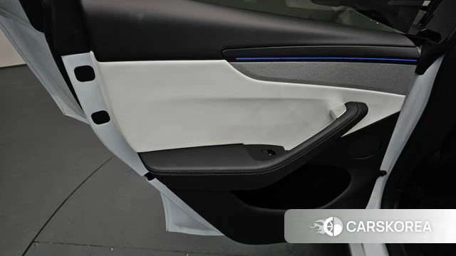 Tesla Model Y id 4571137 из Кореи 17