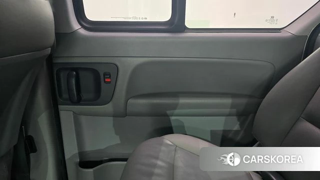 Hyundai The New Grand Starex id 4246310 из Кореи 17