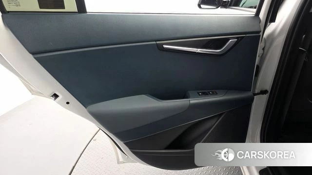 Kia Di Ol Nu Niro id 4880965 из Кореи 17