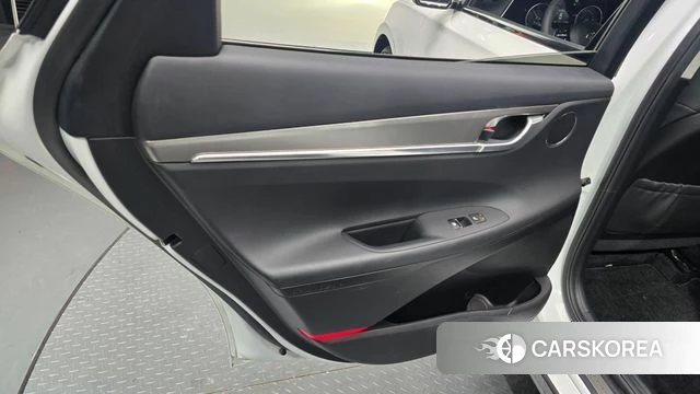 Hyundai The New Grandeur IG Hybrid id 4550705 из Кореи 17