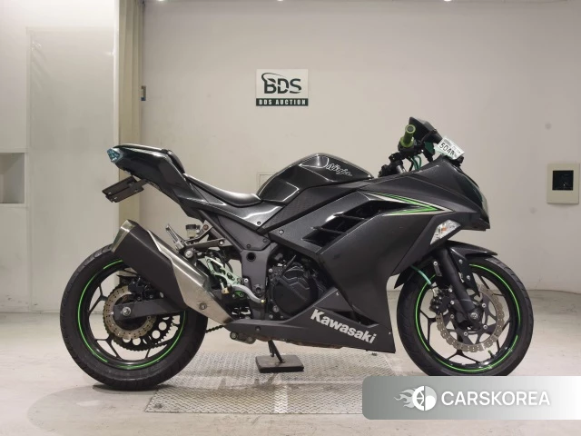 Проданный Kawasaki NINJA 250 2016 из Японии
