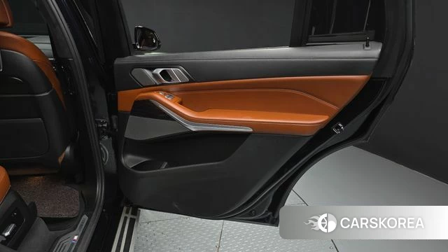 BMW X7 (G07) id 4383457 из Кореи 17