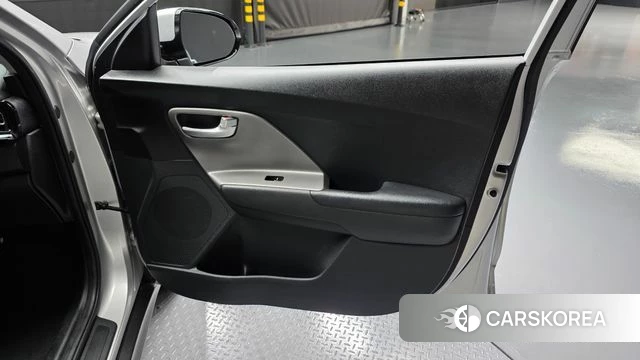 Kia Niro Plus id 4835494 из Кореи 17