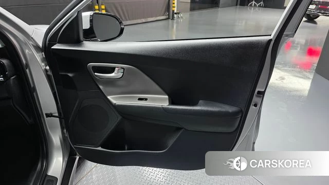 Kia Niro Plus id 4697056 из Кореи 17