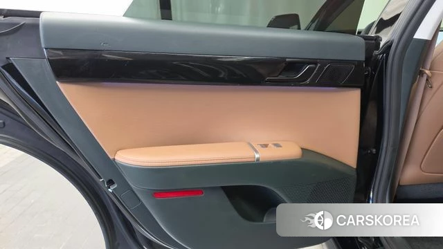 Hyundai Grandeur Hybrid (GN7) id 4691933 из Кореи 17