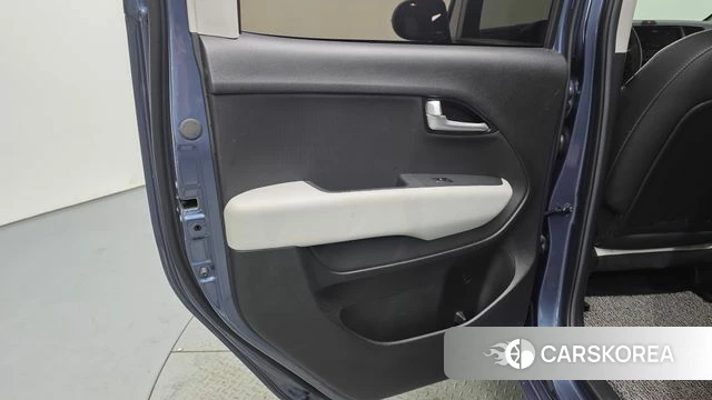 Kia The New Kia Ray EV id 4916622 из Кореи 17