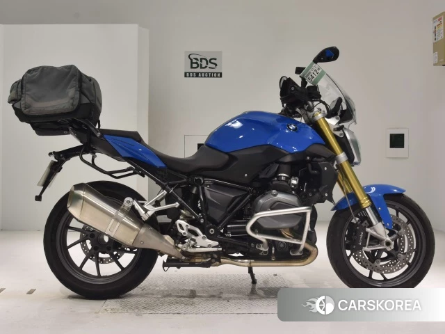 Проданный BMW R1200R 2015 из Японии