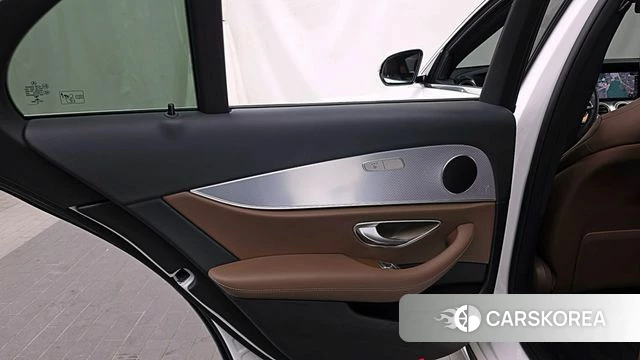 Mercedes-Benz E-Class W213 id 4775857 из Кореи 17