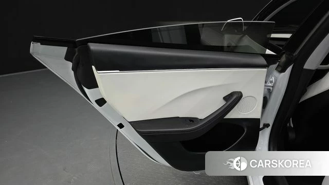 Tesla Model 3 id 4612598 из Кореи 17