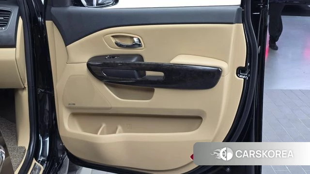 Kia The New Carnival id 4637808 из Кореи 17
