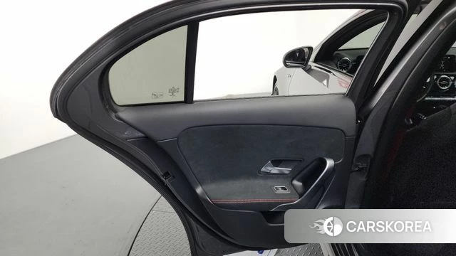 Mercedes-Benz A-Class W177 id 4282128 из Кореи 17