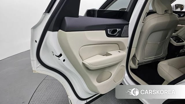 Volvo XC60 second Generation id 4487706 из Кореи 17