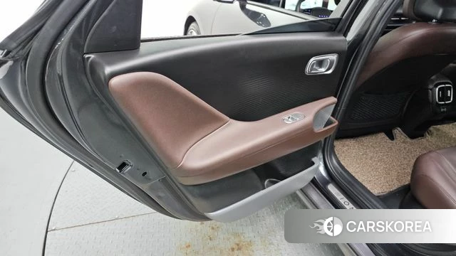 Hyundai Ionic 6 id 4540745 из Кореи 17