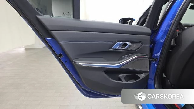 BMW 3 Series (G20) id 4618825 из Кореи 17