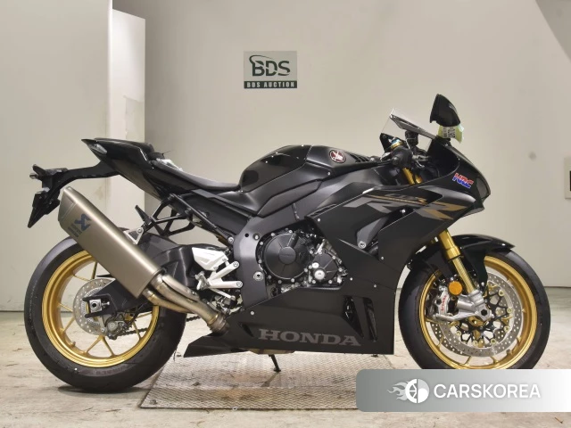 Проданный Honda CBR1000RR-R FIREBLADE SP 2023 из Японии