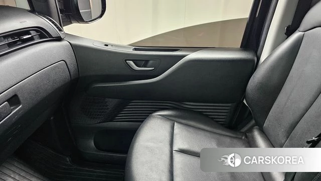 Hyundai Staria id 4186465 из Кореи 17