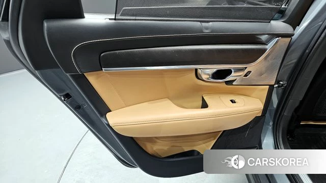Volvo V90 Cross-Country id 4325885 из Кореи 17