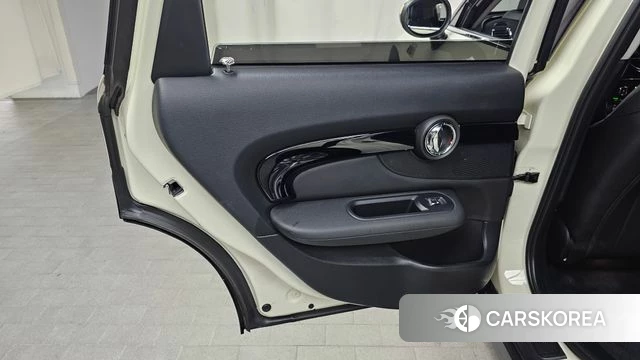 Mini Cooper Clubman id 4563047 из Кореи 17