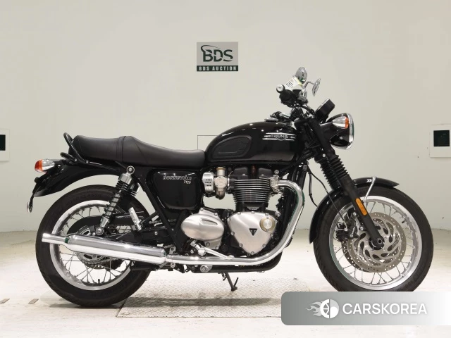Проданный Triumph BONNEVILLE T120 2023 из Японии, фото 2