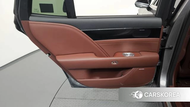 Genesis G90 (RS4) id 4423011 из Кореи 17