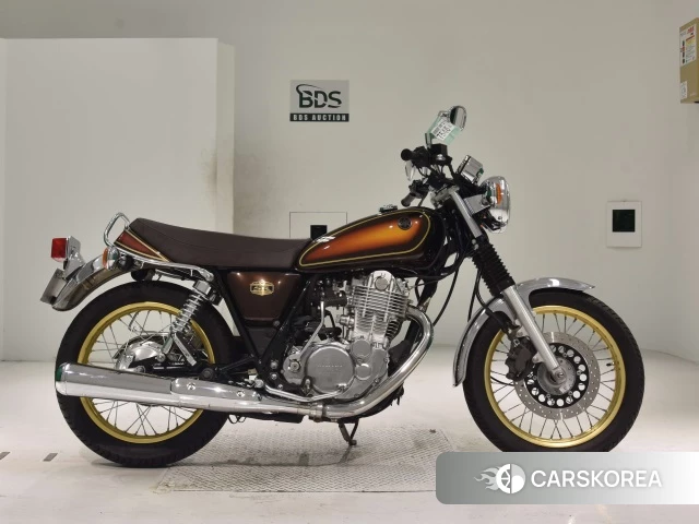Проданный Yamaha SR400 2019 из Японии