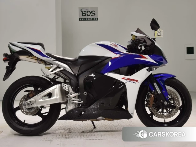 Проданный Honda CBR600RR ABS 2011 из Японии