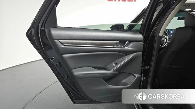 Honda Accord 10th Generation id 4338104 из Кореи 17