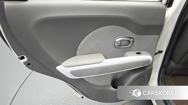 Kia Soul EV id 4785776 из Кореи 17