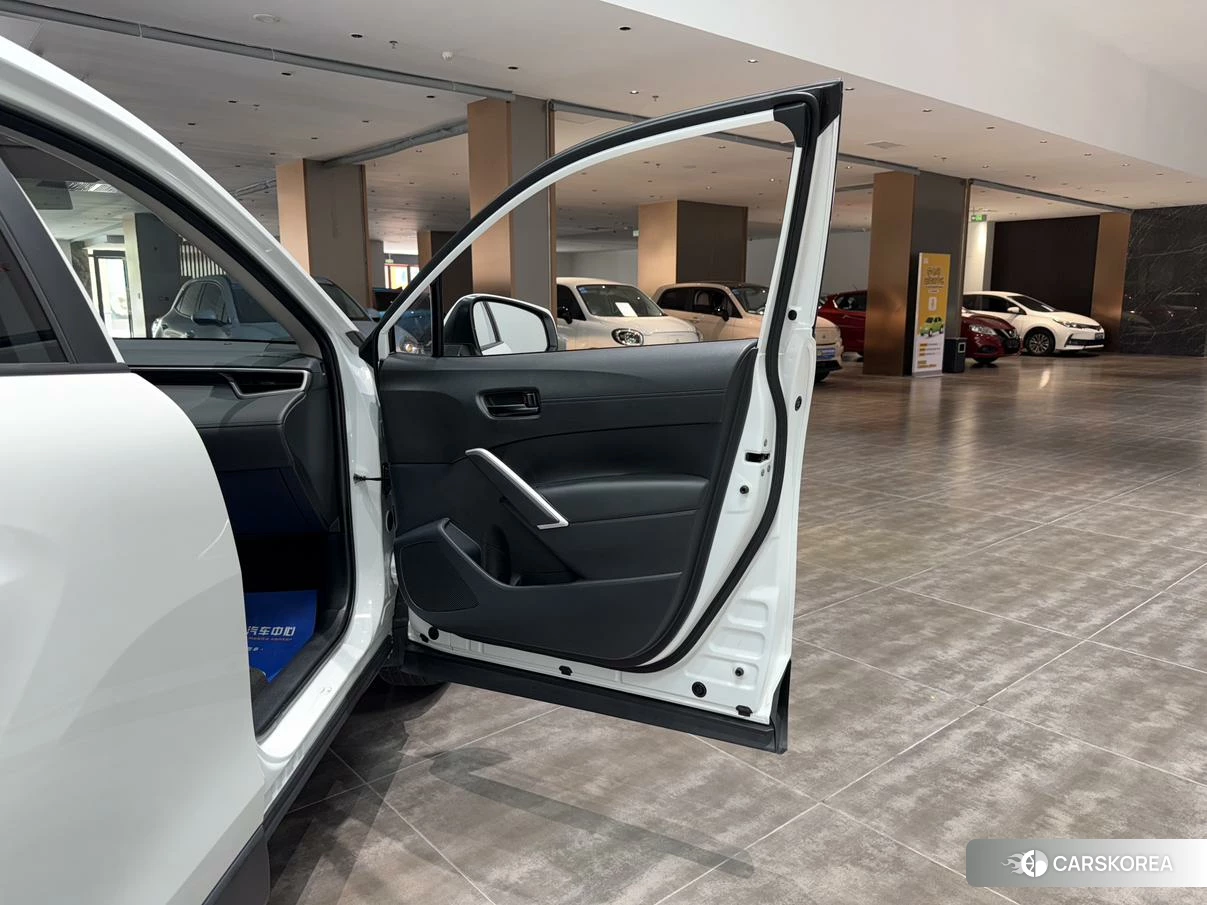 Toyota Fenglanda id 4454750 из Китая 17