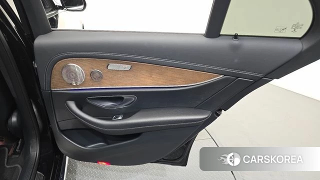 Mercedes-Benz E-Class W213 id 4894346 из Кореи 17