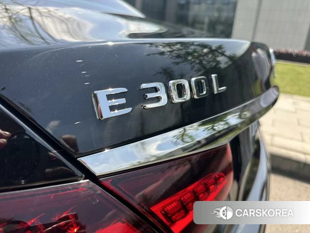 Mercedes-Benz E-class id 4257962 из Китая 17