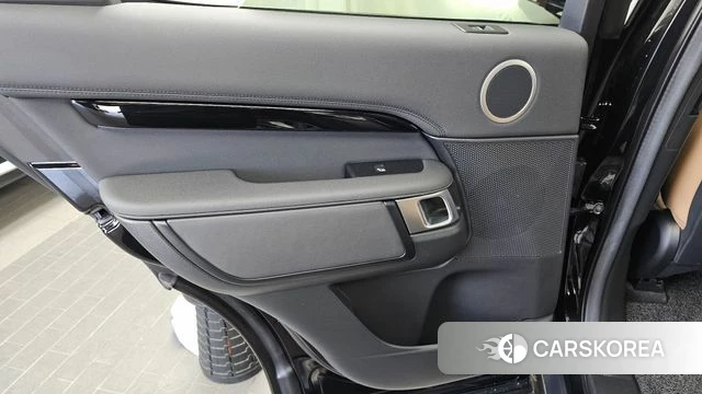Land Rover Discovery 5 id 4267801 из Кореи 17