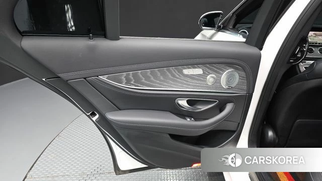 Mercedes-Benz E-Class W213 id 4855057 из Кореи 17