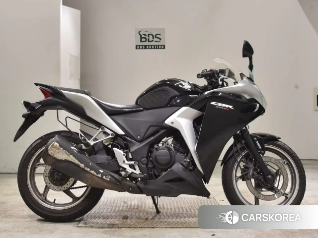 Проданный Honda CBR250R ABS 2011 из Японии, фото 2