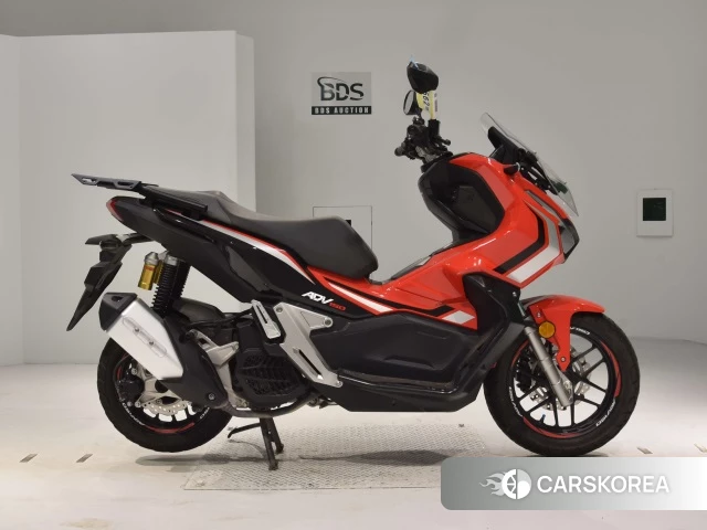 Проданный Honda ADV150 2019 из Японии, фото 2