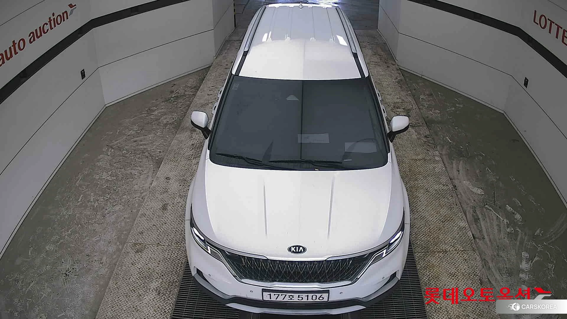 Kia Carnival id 3882166 из Кореи 17