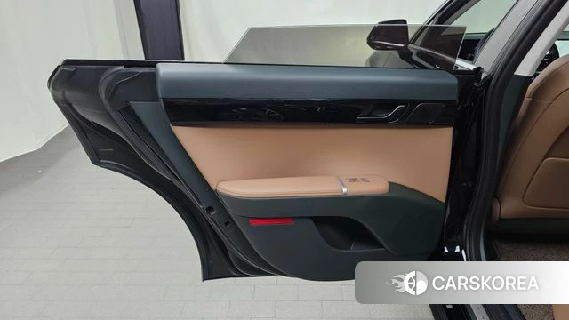 Hyundai Grandeur Hybrid (GN7) id 4329476 из Кореи 17