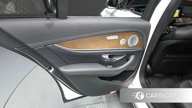Mercedes-Benz E-Class W213 id 4625550 из Кореи 17