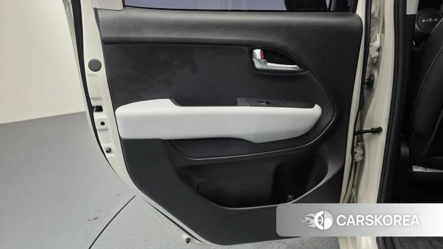 Kia The New Kia Ray EV id 4691563 из Кореи 17