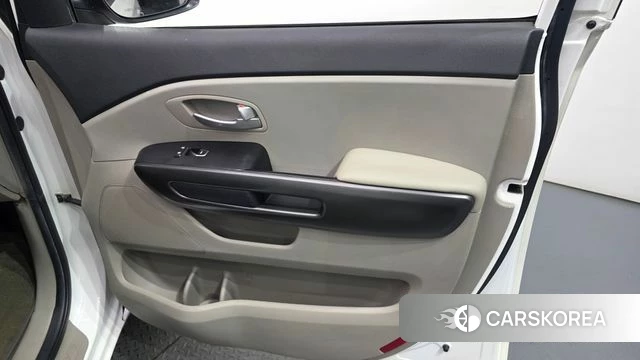 Kia The New Carnival id 4482566 из Кореи 17