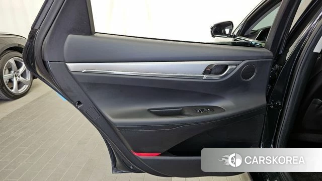 Hyundai The New Grandeur IG Hybrid id 4293337 из Кореи 17
