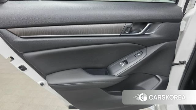 Honda Accord 10th Generation id 4636942 из Кореи 17