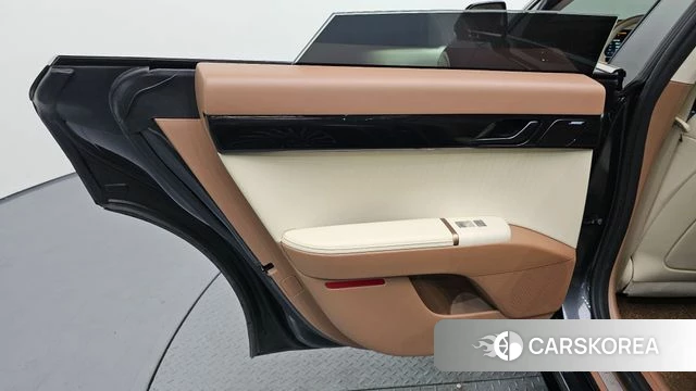 Hyundai Grandeur Hybrid (GN7) id 4640658 из Кореи 17
